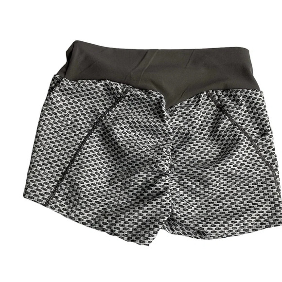 Kewiar Shorts S Gray Side Pockets Waffle Texture Biking Training Gym Athleisure - Picture 2 of 7
